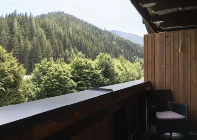 Zimmer Individualist, Design, Entspannung, Ausblick in die Natur, Bergsommer
