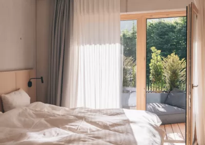 Hotel, Doppelzimmer, Designzimmer, Holz und Beton, Ästhet