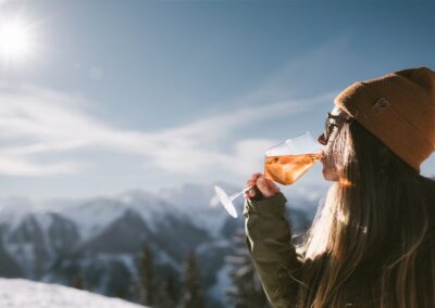 Sonnenskilauf im Skicircus Saalbach Hinterglemm Leogang Fieberbrunn, Kulinarik am Berg