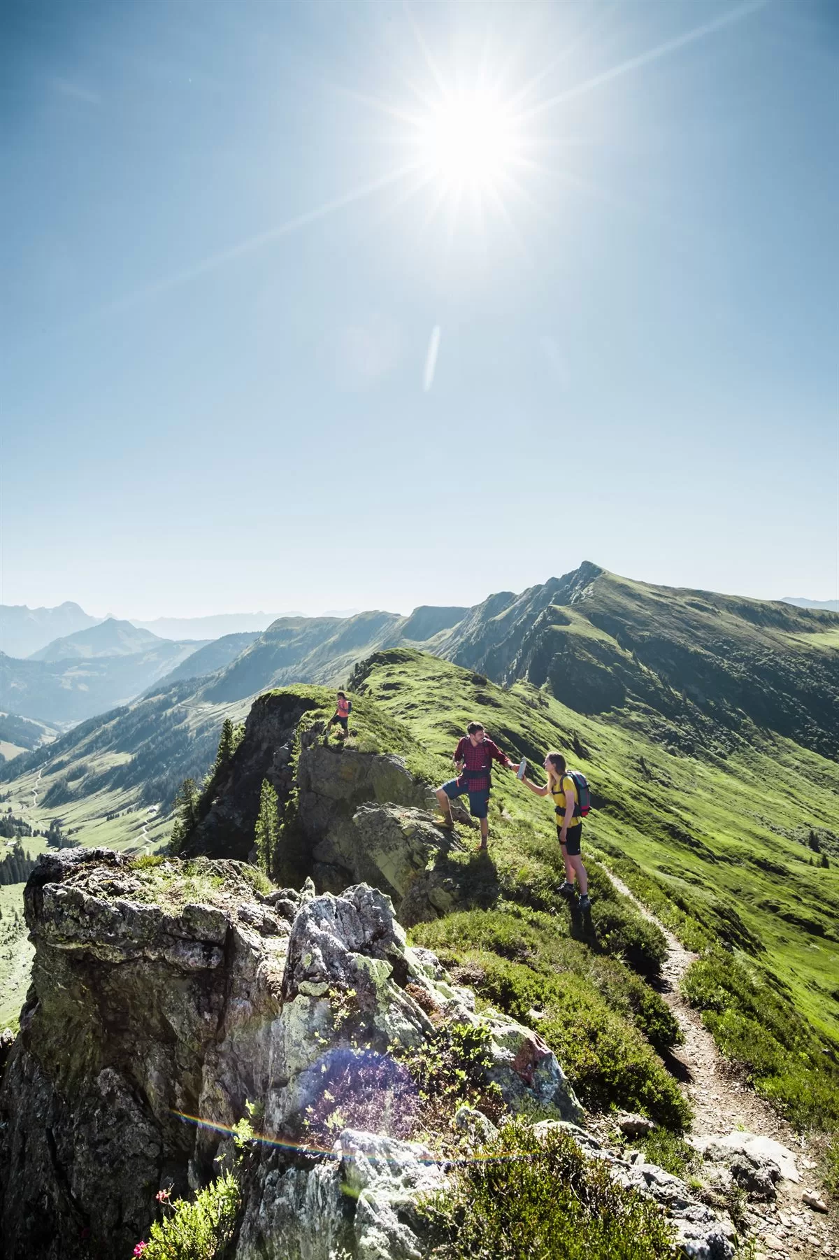 Wandern _ Hiking_in_SaalbachHinterglemm Wandern, Sommer im Glemmtal, Urlaub in den Bergen, Saalbach Wanderwege, Wandererlebnis und Gipfelzauber, Bergsommer Wellnessangebot