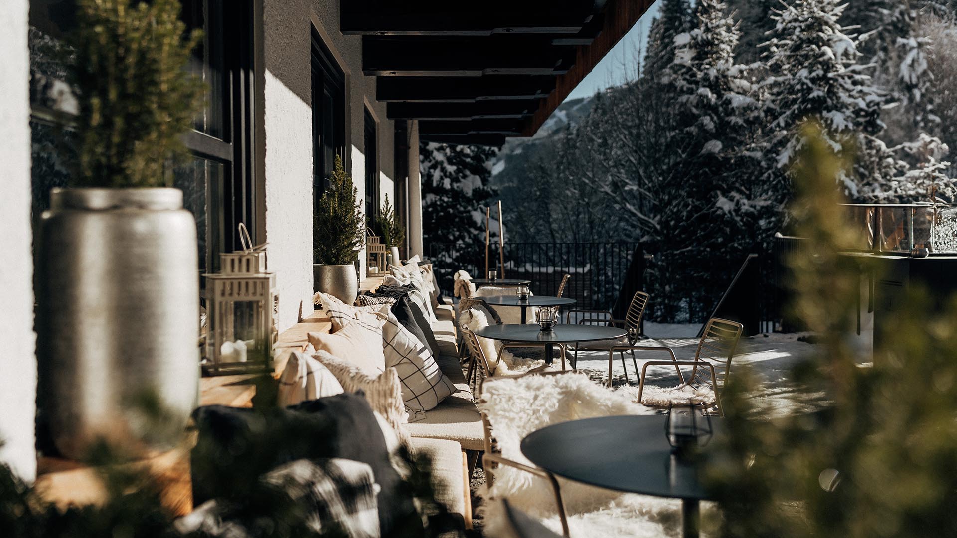 Winter_oatsandcoffee_0002_ (2) Winter urlaub Saalbach, Haus Jausern Saalbach, Ski in Ski out, Hotel an der Piste